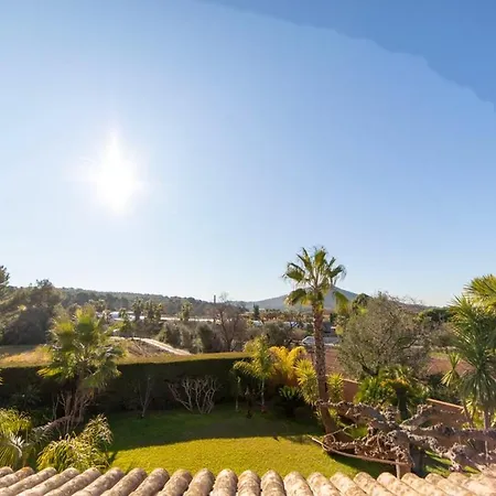 Avec Piscine Privée à Villa