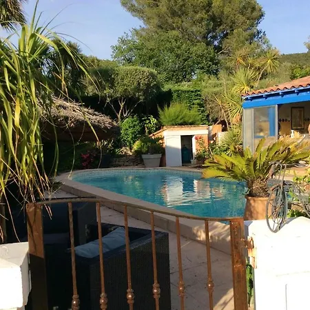 Avec Piscine Privee A Villa *