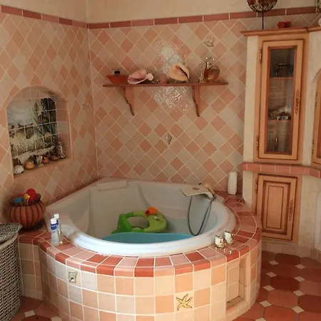 Avec Piscine Privee A Villa